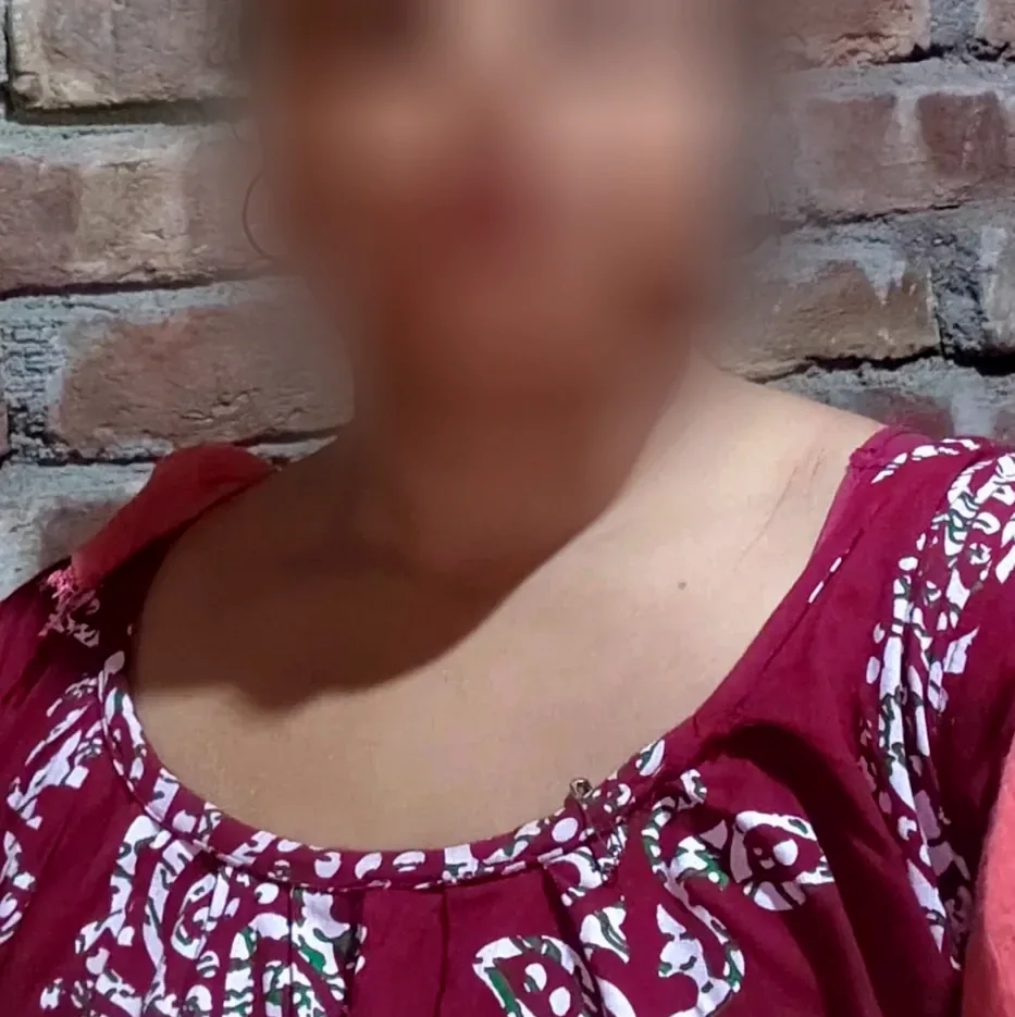 Agnes, 28