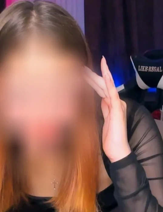 Annika, 28