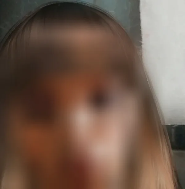 Iris, 35