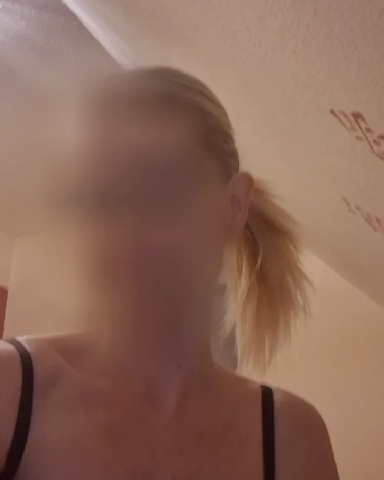 Michelle, 28