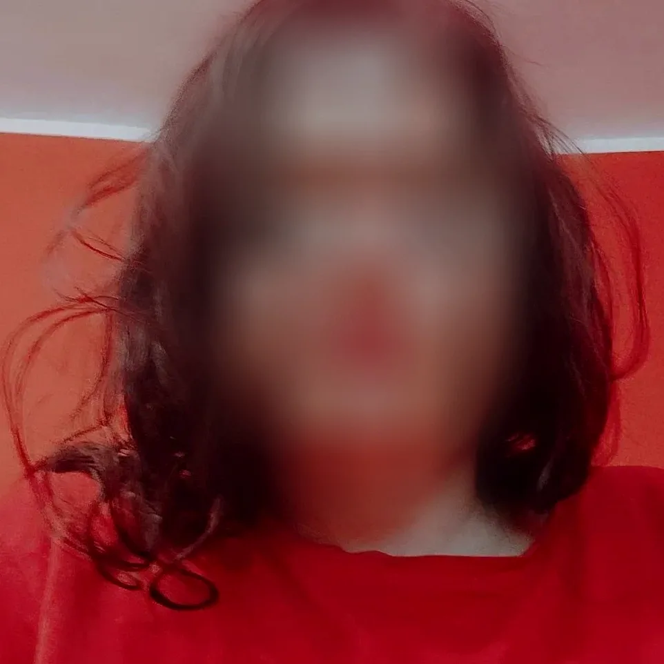 Signe, 37