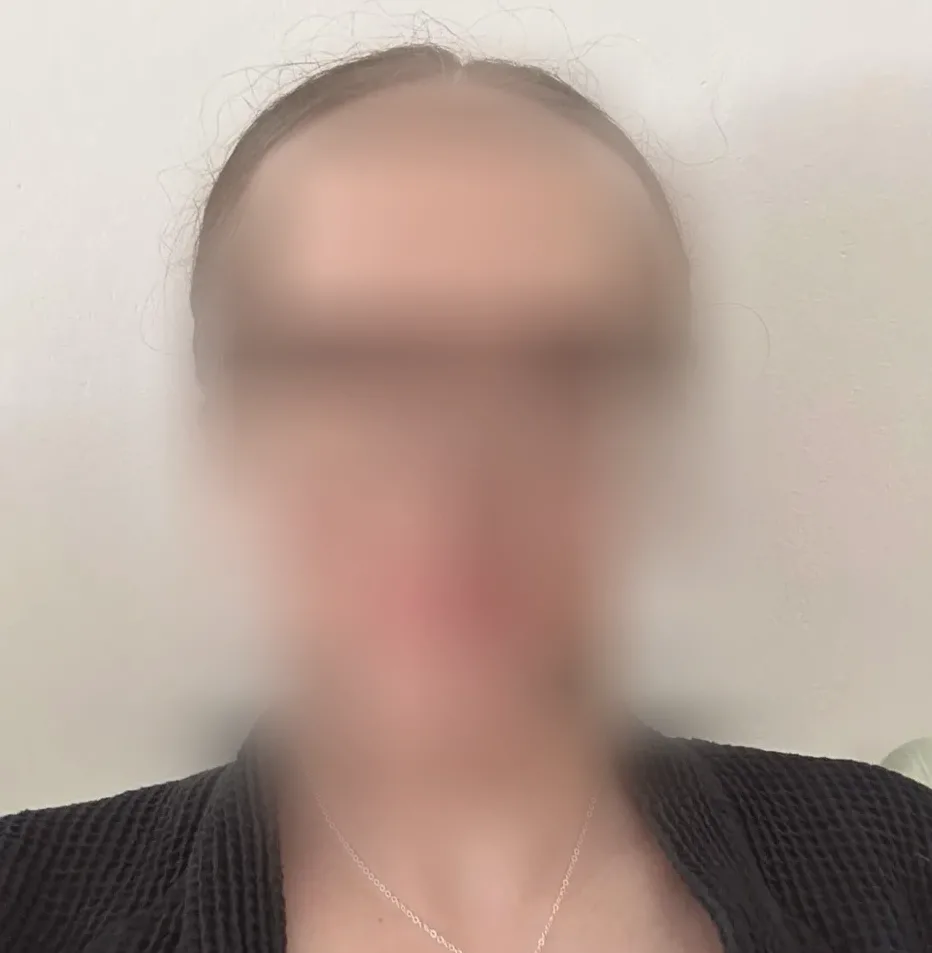Stella, 28